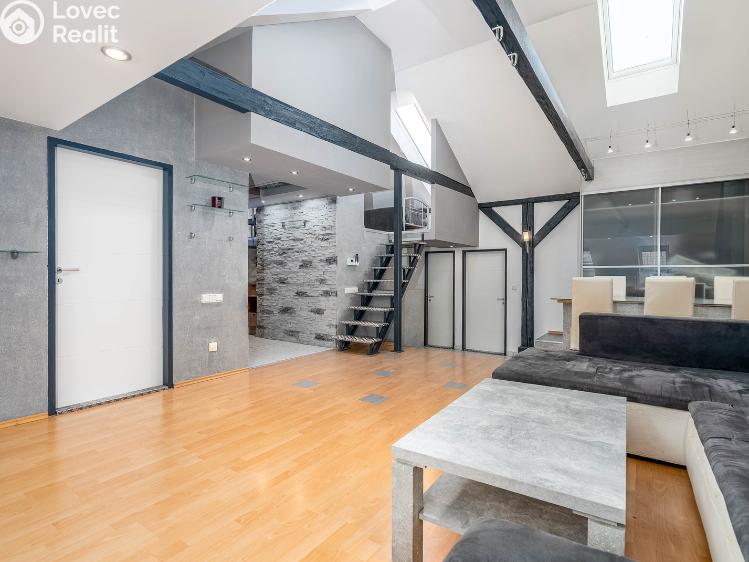 Prodej bytu 4+KK Praha, Vltavská 207/20 č. 1