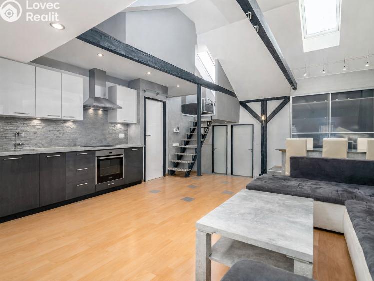 Prodej bytu 4+KK Praha, Vltavská 207/20 č. 18