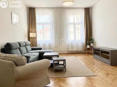 Pronájem bytu 2+1 Praha, Římská č. 4