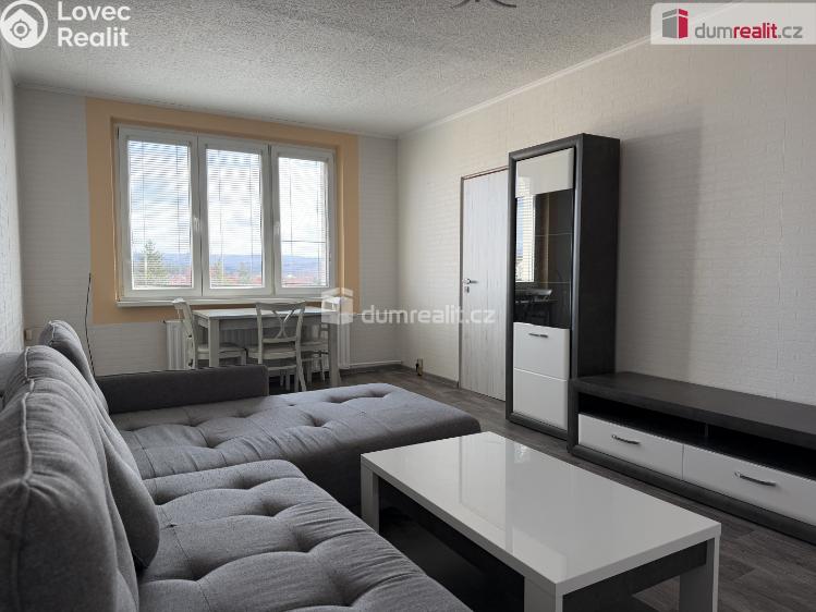 Pronájem bytu 2+1 Ostrov, Kollárova č. 1