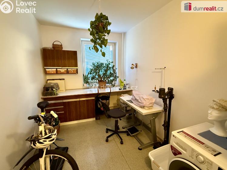 Prodej bytu 4+1 Karlovy Vary, 1. máje č. 10