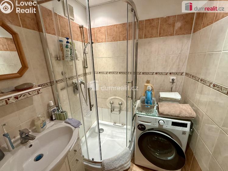 Prodej bytu 4+1 Karlovy Vary, 1. máje č. 15