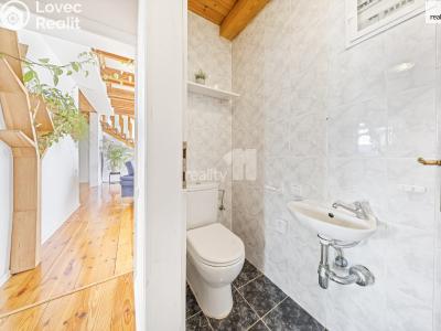 Продажа квартиры 6 и больше České Budějovice, Matice školské č. 10