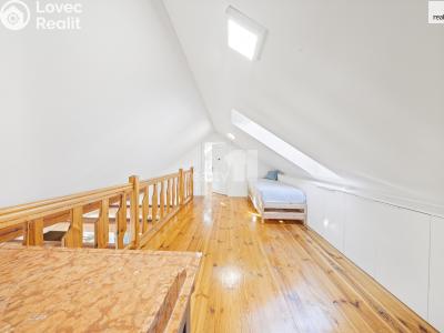 Продажа квартиры 6 и больше České Budějovice, Matice školské č. 21