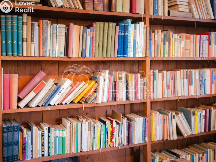 Продажа семейного дома Senohraby, Ve vilách 63 č. 44