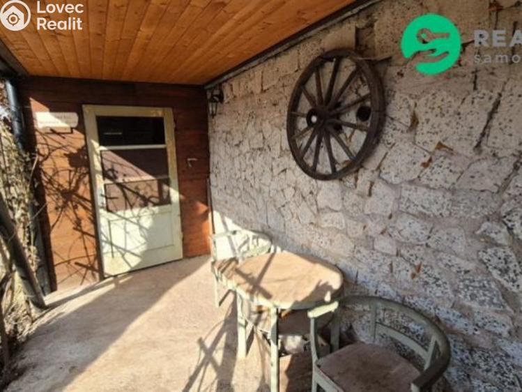 Sale hut Boršov, 1 č. 15