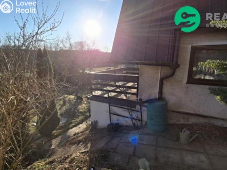 Sale hut Boršov, 1 č. 19