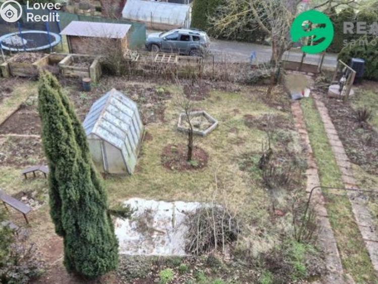 Sale hut Boršov, 1 č. 21