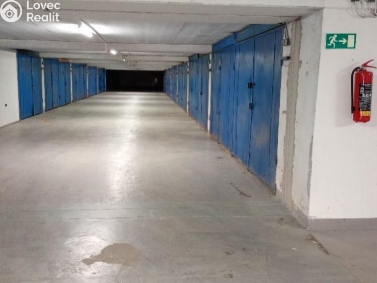 Pronájem garáže Praha, Pavrovského č. 2