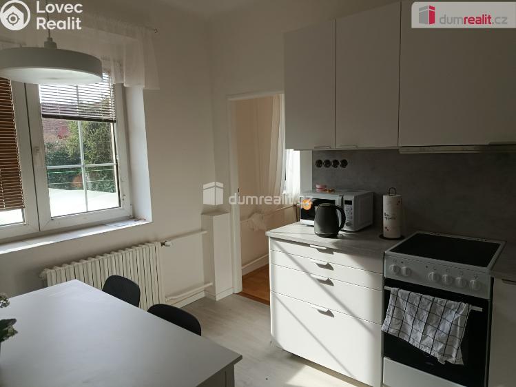 Pronájem bytu 2+1 Praha 6, Jenečská č. 2