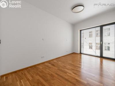 Rent apartment 2+KK Praha, Kmochova č. 4