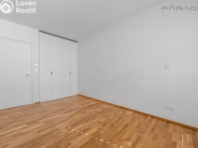 Rent apartment 2+KK Praha, Kmochova č. 5