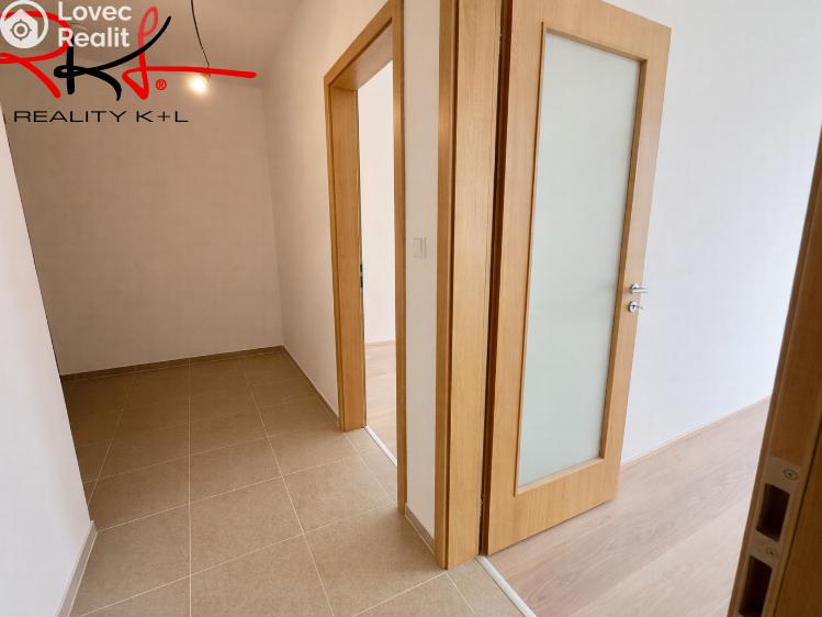 Prodej bytu 2+KK Praha, Čakovická 327/45 č. 12