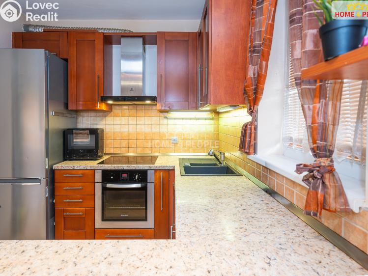 Prodej bytu 3+KK Praha 9, Pod Harfou č. 2