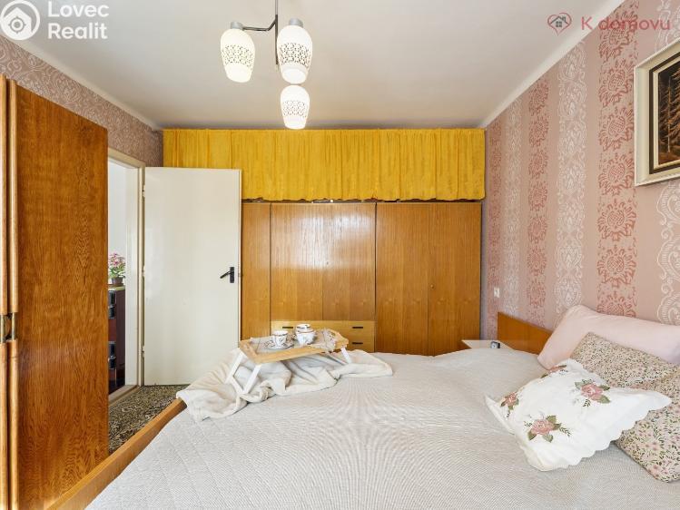 Prodej bytu 2+1 Ostrava, Žoluděvova 1813/9 č. 9