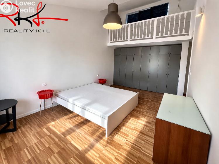 Pronájem rodinného domu Praha, Kamýcká č. 2