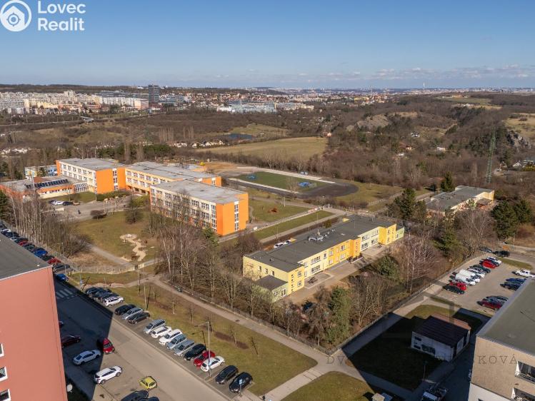 Продажа квартиры 3+KK Praha, Přecechtělova 2239/3 č. 32
