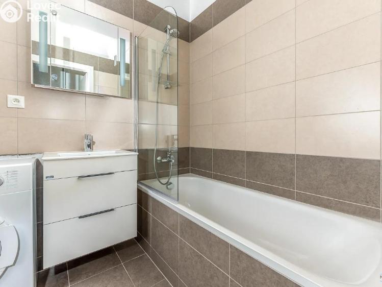 Prodej bytu 1+KK Praha, Olgy Havlové č. 13