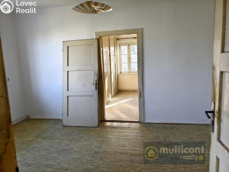 Prodej bytu 3+1 Vyškov, Fučíkova č. 9
