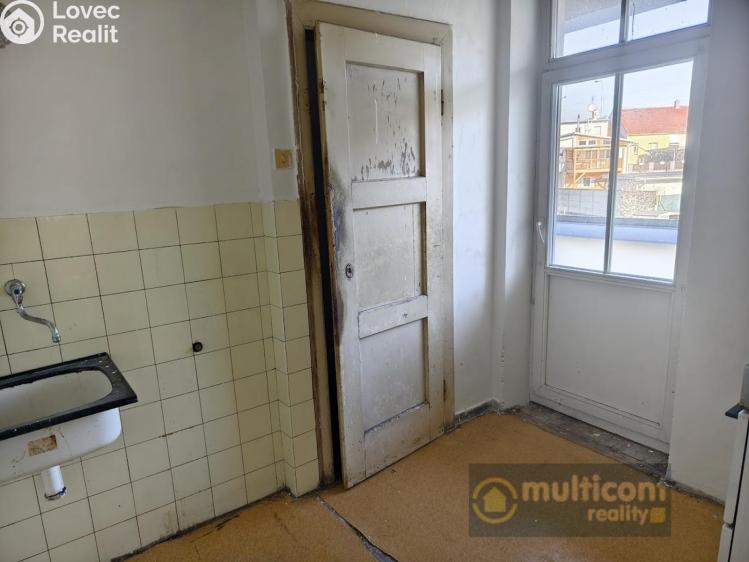 Prodej bytu 3+1 Vyškov, Fučíkova č. 12