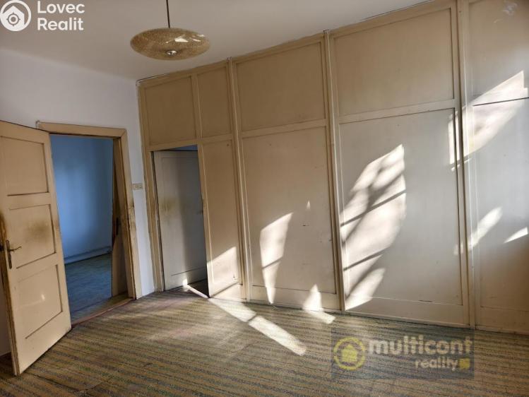 Prodej bytu 3+1 Vyškov, Fučíkova č. 18