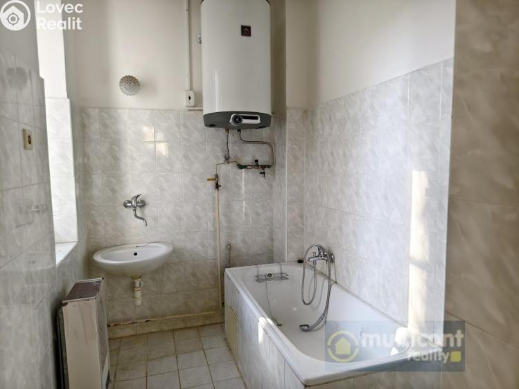 Prodej bytu 3+1 Vyškov, Fučíkova č. 22