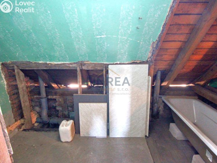 Prodej atypického bytu Litvínov, S. K. Neumanna 1090 č. 10