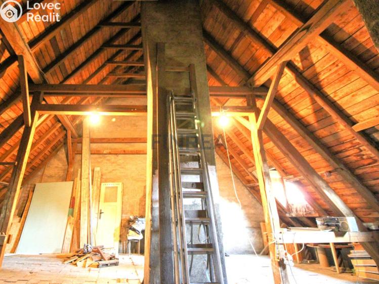 Prodej atypického bytu Litvínov, S. K. Neumanna 1090 č. 12