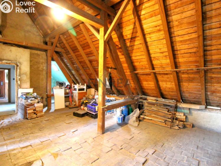 Prodej atypického bytu Litvínov, S. K. Neumanna 1090 č. 15