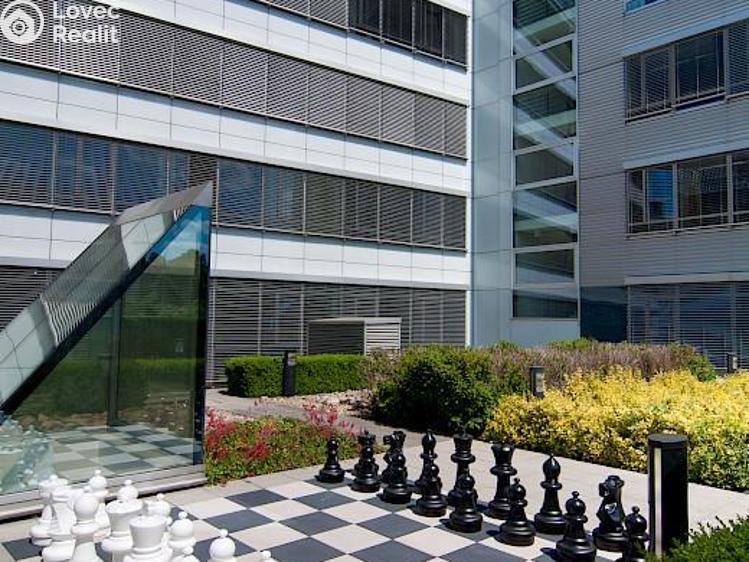 Pronájem obchodního prostoru Praha, Evropská č. 3