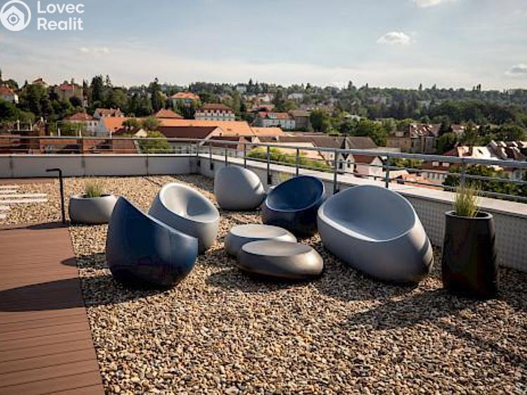 Pronájem obchodního prostoru Praha, Evropská č. 14