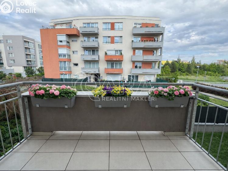 Pronájem bytu 2+KK Praha, Toufarova 2952/3 č. 3