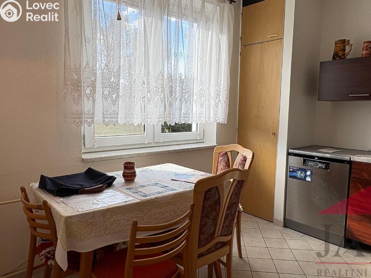 Prodej bytu 2+1 Hrádek č. 3