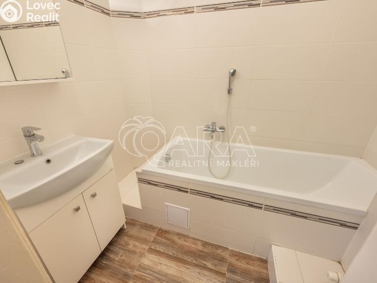 Pronájem bytu 3+1 Praha, Lužická 1033/4 č. 15