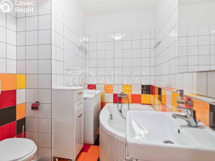 Prodej bytu 1+KK Praha, Na Vackově 2895/9 č. 12