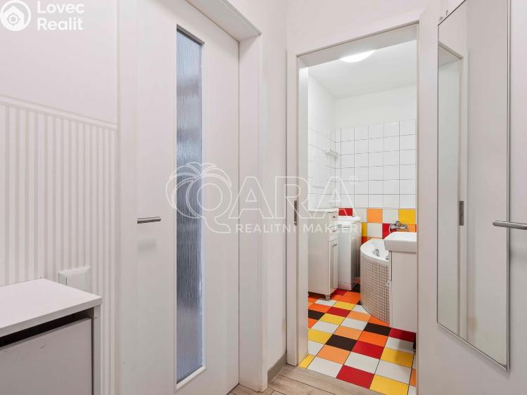 Prodej bytu 1+KK Praha, Na Vackově 2895/9 č. 13