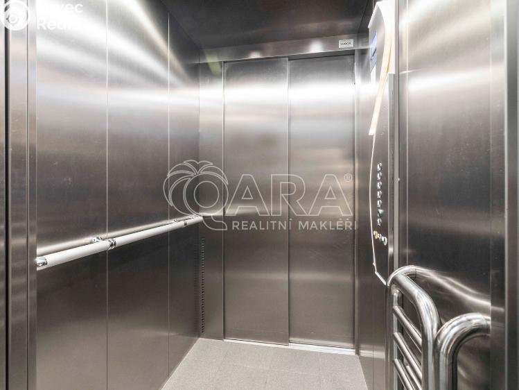 Prodej bytu 1+KK Praha, Na Vackově 2895/9 č. 23