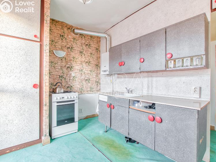 Prodej bytu 2+1 Třinec, Dukelská 673 č. 1