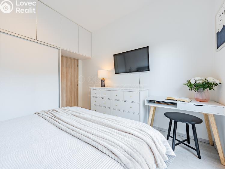 Prodej bytu 3+KK Praha, Ke kříži č. 9