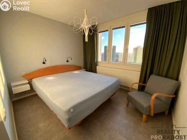 Аренда квартиры 3+1 Praha, Zárubova č. 2