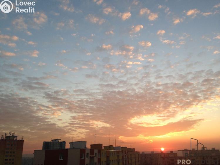 Аренда квартиры 3+1 Praha, Zárubova č. 11