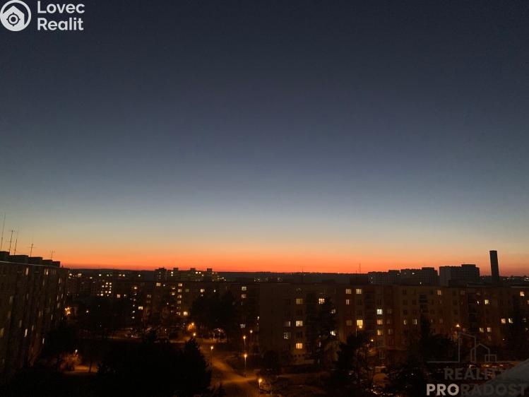 Pronájem bytu 3+1 Praha, Zárubova č. 9