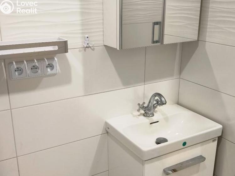 Prodej bytu 3+1 Chomutov, Tomáše ze Štítného 4212 č. 14