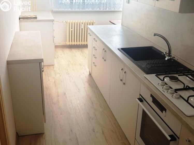 Prodej bytu 3+1 Chomutov, Tomáše ze Štítného 4212 č. 15