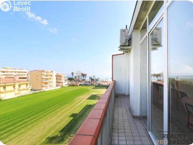 Prodej bytu 3+KK Via Venezia,Alba Adriatica,Itálie č. 1