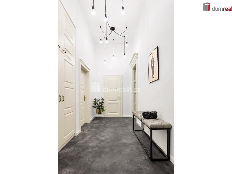 Оренда квартири 2+KK Praha 5, Plzeňská č. 9