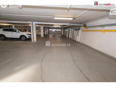 Pronájem garáže Praha 3, V kapslovně č. 5