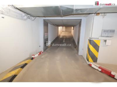 Pronájem garáže Praha 10, Korunní č. 5