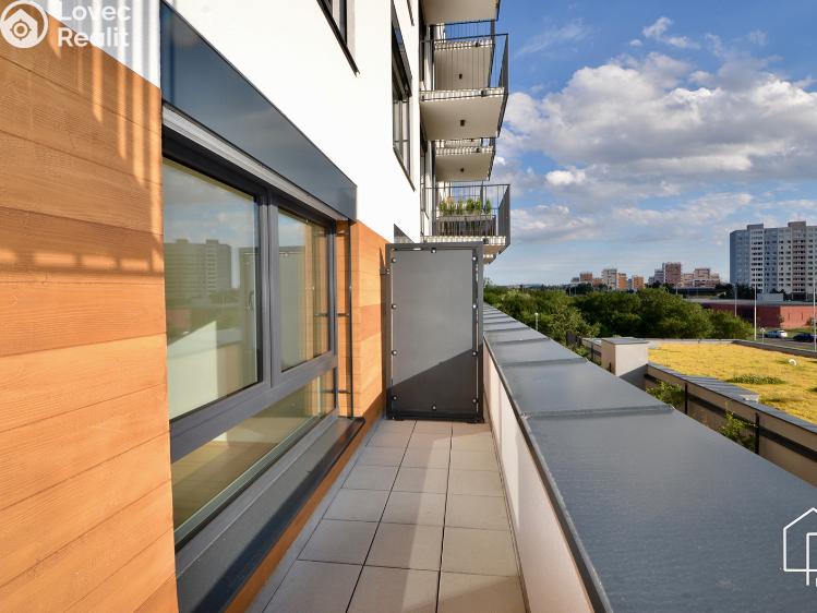 Rent apartment 2+KK Praha, Novodvorská 1070/6 č. 11