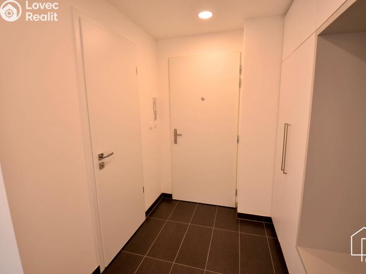 Rent apartment 2+KK Praha, Novodvorská 1070/6 č. 15